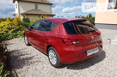 Хэтчбек SEAT Leon 2013 в Житомире