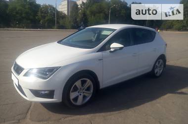 Хэтчбек SEAT Leon 2015 в Запорожье