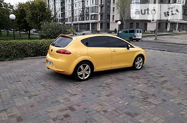 Хэтчбек SEAT Leon 2008 в Днепре