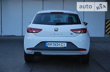 Хетчбек SEAT Leon 2014 в Києві