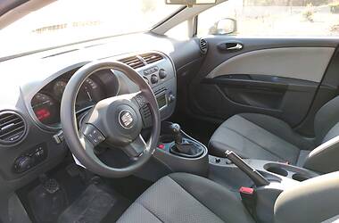 Хетчбек SEAT Leon 2006 в 