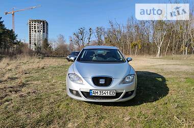 Хетчбек SEAT Leon 2006 в 