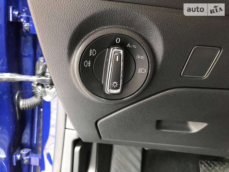 Хетчбек SEAT Leon 2019 в Києві