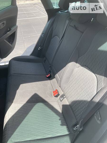 Універсал SEAT Leon 2014 в Львові фото 9 Універсал SEAT Leon 2014 в Львові