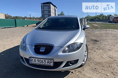Хетчбек SEAT Leon 2008 в 