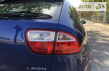 Хетчбек SEAT Leon 2003 в 