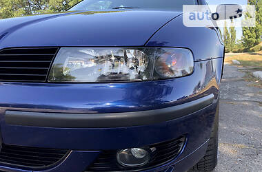 Хетчбек SEAT Leon 2003 в 