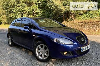 Хэтчбек SEAT Leon 2006 в Межгорье