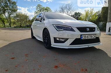 Хетчбек SEAT Leon 2016 в Чернігові