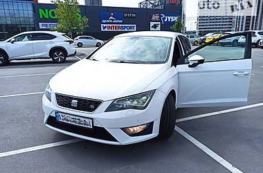 Хэтчбек SEAT Leon 2013 в Киеве