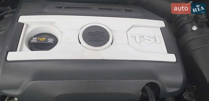 Хэтчбек SEAT Leon 2007 в Дубно