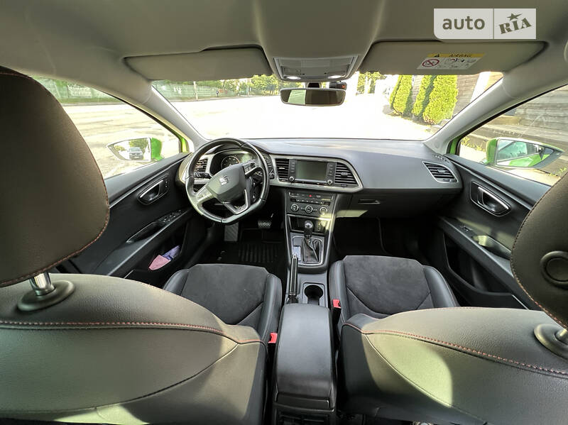 Хэтчбек SEAT Leon 2016 в Киеве