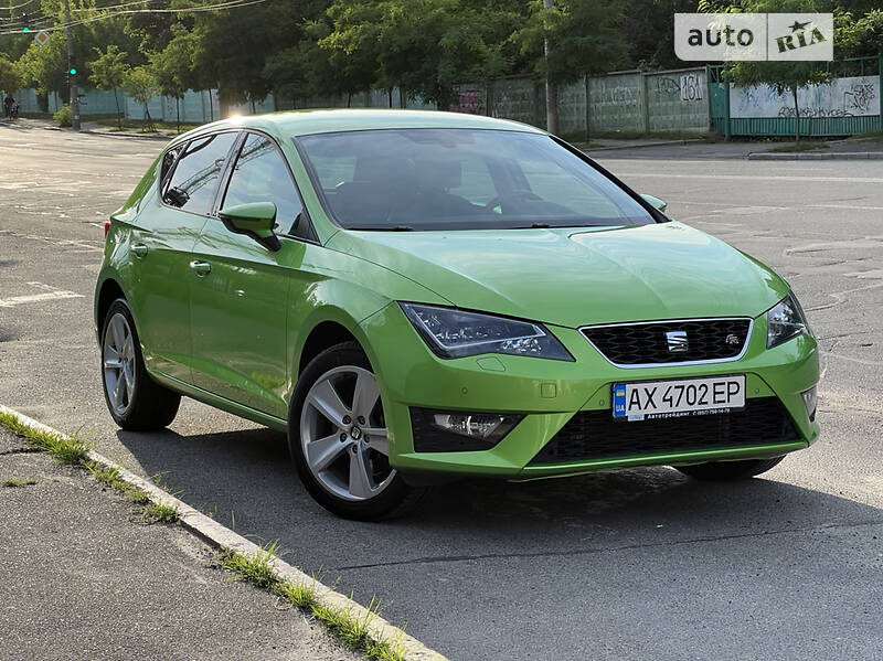 Хэтчбек SEAT Leon 2016 в Киеве