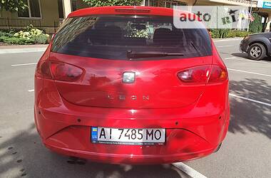 Хетчбек SEAT Leon 2010 в Києві