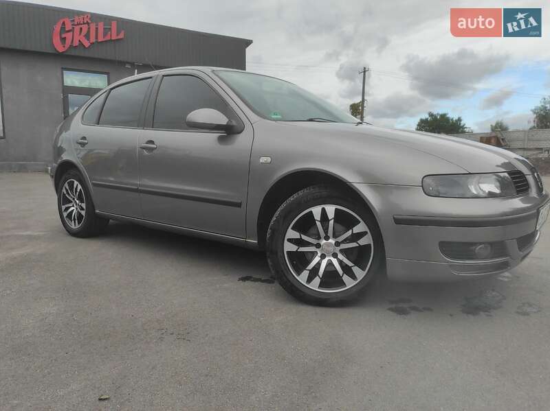 Хэтчбек SEAT Leon 2003 в Чернигове