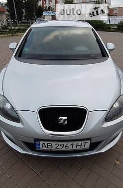 Седан SEAT Leon 2011 в Вінниці