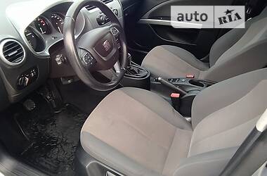 Седан SEAT Leon 2011 в Виннице