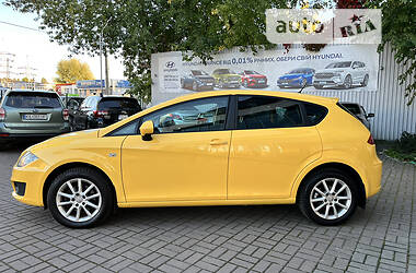 Хэтчбек SEAT Leon 2011 в Киеве