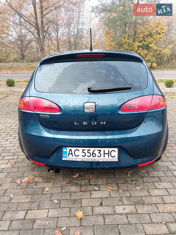 Хетчбек SEAT Leon 2006 в 