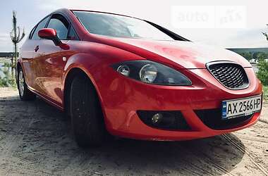 Хэтчбек SEAT Leon 2008 в Львове