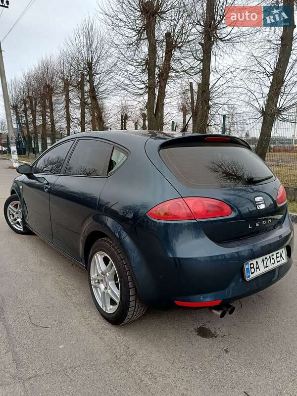 Хэтчбек SEAT Leon 2007 в Александровке фото 5 Хэтчбек SEAT Leon 2007 в Александровке