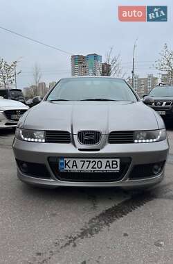 Хетчбек SEAT Leon 2006 в Києві