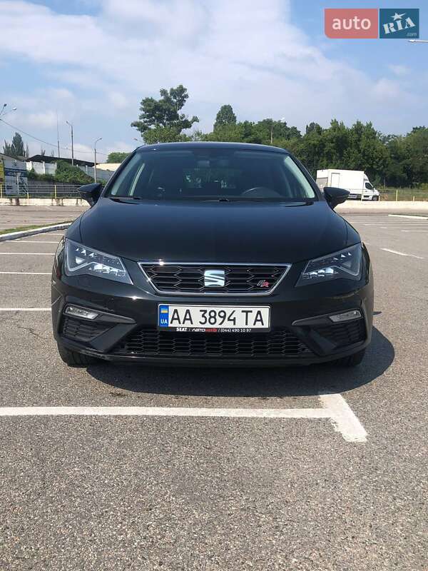 Хетчбек SEAT Leon 2017 в Києві