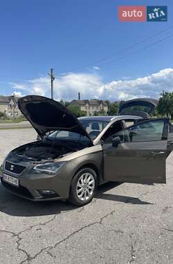 Универсал SEAT Leon 2014 в Луцке