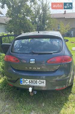 Хэтчбек SEAT Leon 2006 в Николаеве