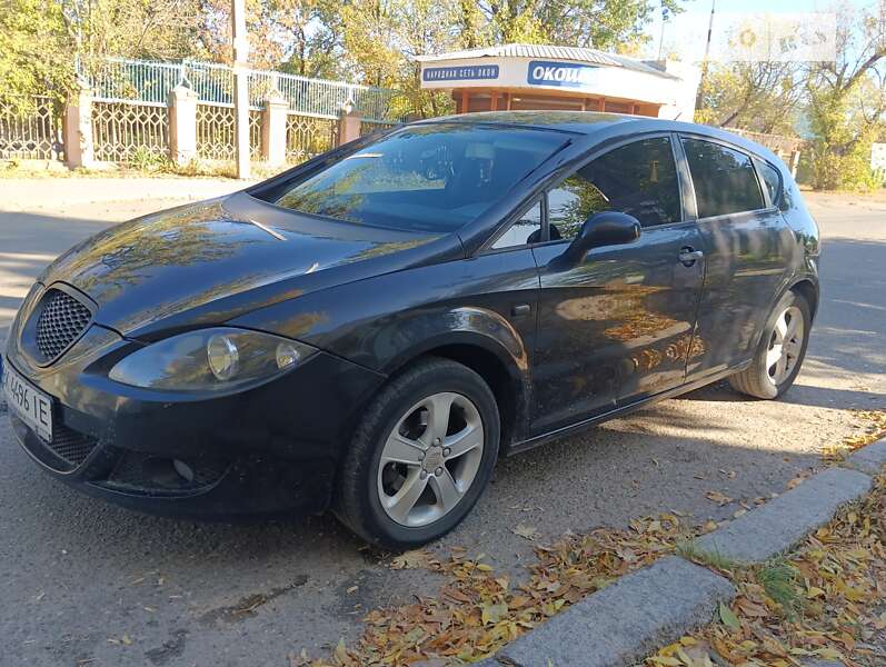 Хэтчбек SEAT Leon 2007 в Николаеве