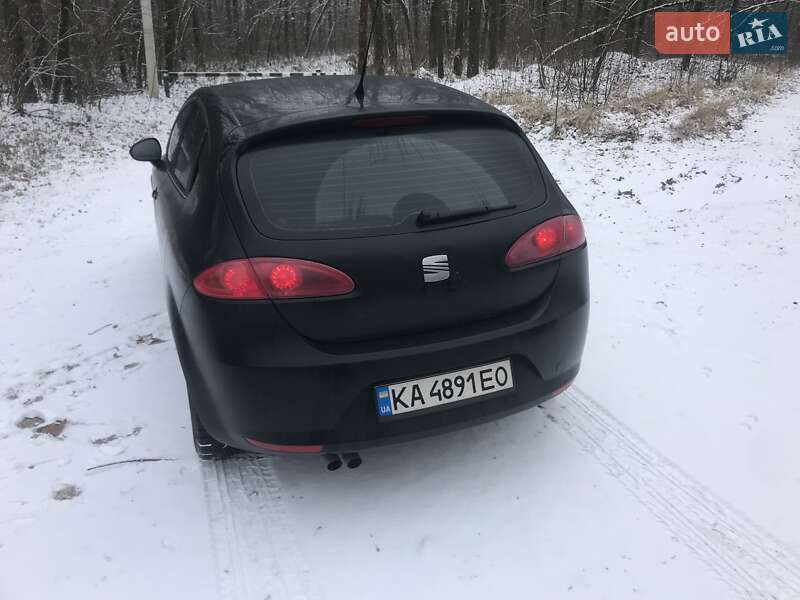 Хэтчбек SEAT Leon 2008 в Белой Церкви