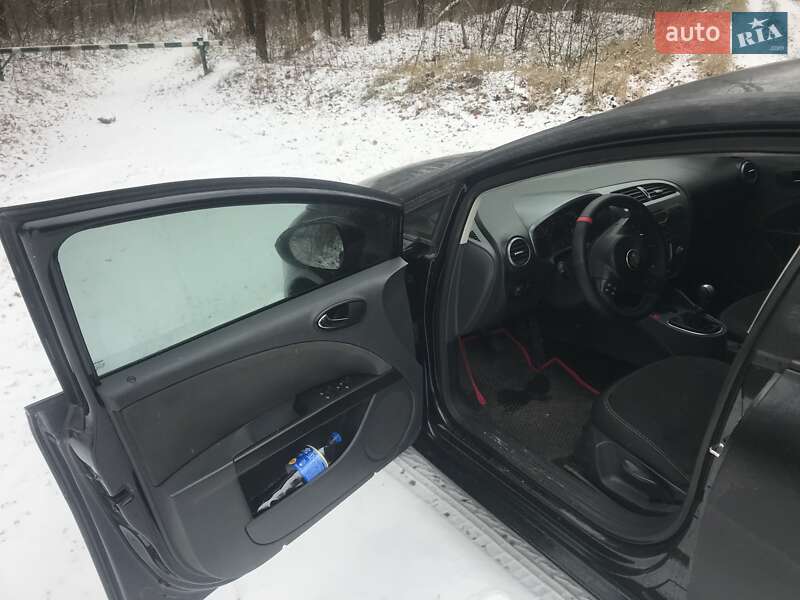 Хэтчбек SEAT Leon 2008 в Белой Церкви