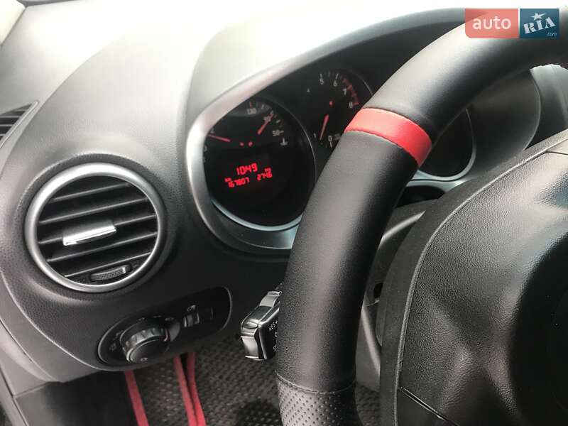 Хэтчбек SEAT Leon 2008 в Белой Церкви