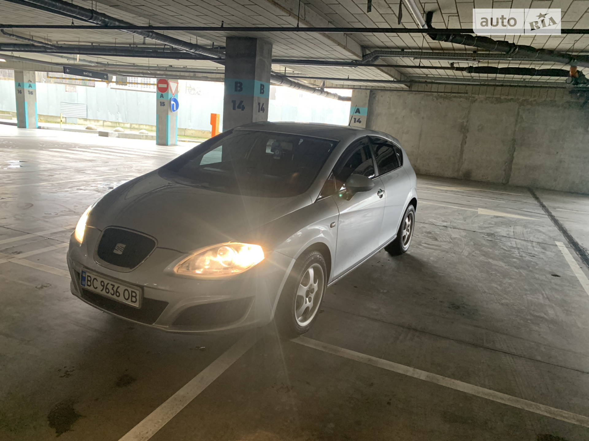 2010 SEAT Leon - мініатюра 4