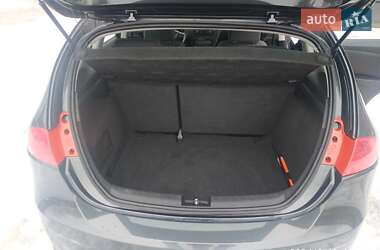 Хэтчбек SEAT Leon 2011 в Конотопе