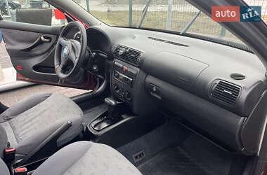 Хэтчбек SEAT Leon 2004 в 