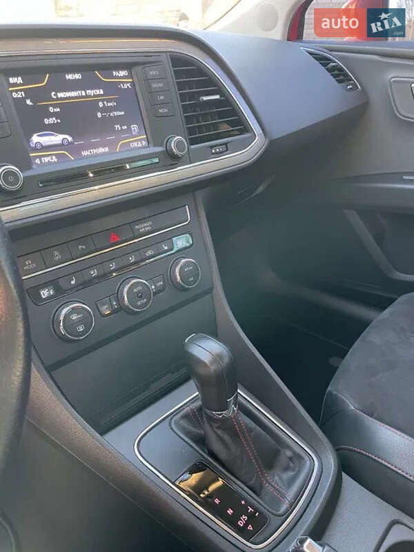 Хэтчбек SEAT Leon 2014 в Харькове