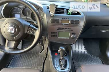 Хетчбек SEAT Leon 2006 в Радомишлі