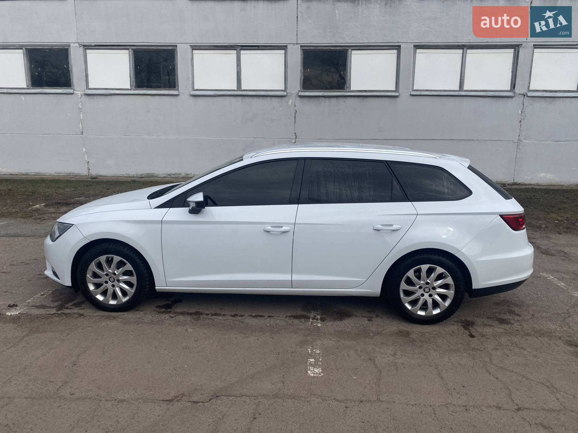 2016 SEAT Leon - мініатюра 8