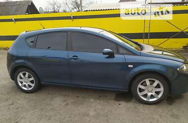 Хэтчбек SEAT Leon 2006 в Гайвороне