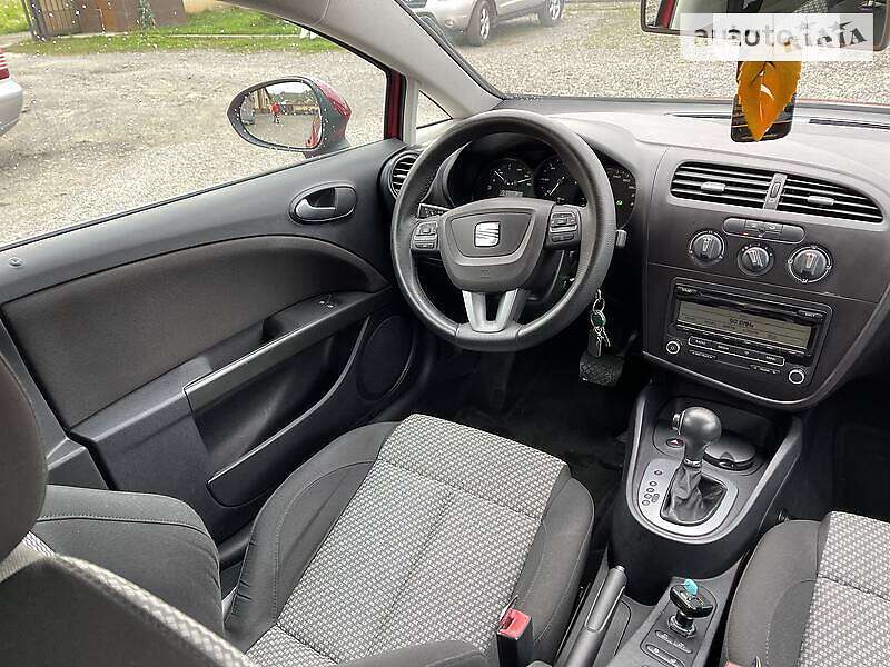Хетчбек SEAT Leon 2010 в Житомирі фото 13 Хетчбек SEAT Leon 2010 в Житомирі