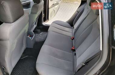 Хэтчбек SEAT Leon 2006 в 
