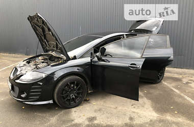 Хетчбек SEAT Leon 2005 в 