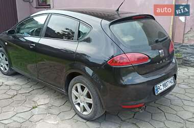 Хетчбек SEAT Leon 2006 в Мостиській