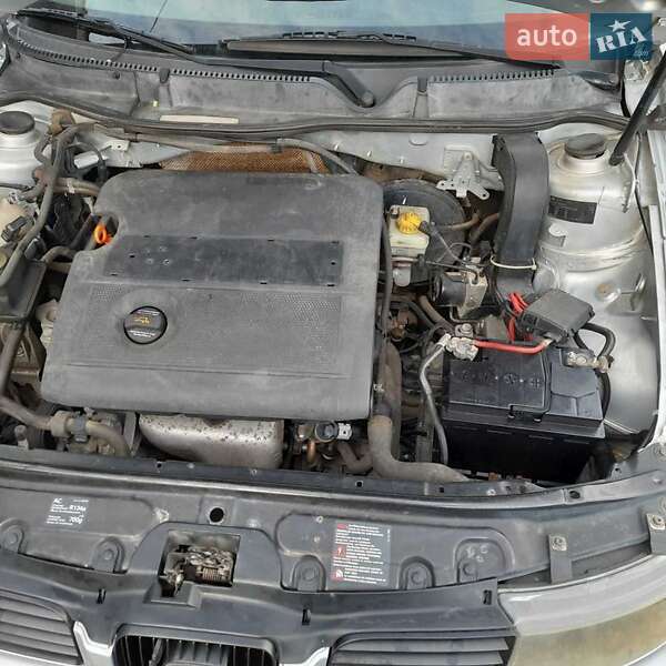 Хэтчбек SEAT Leon 2005 в Кицмани фото 4 Хэтчбек SEAT Leon 2005 в Кицмани