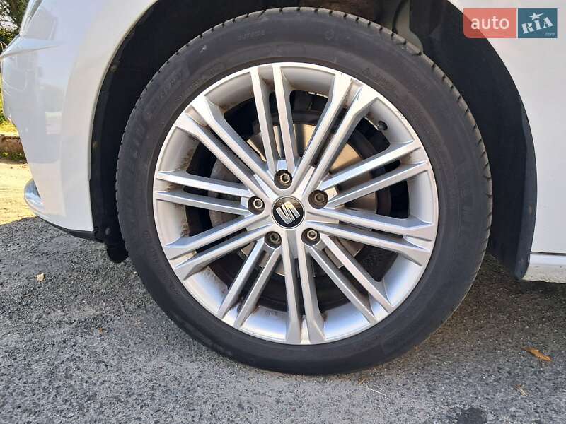 Универсал SEAT Leon 2017 в Киеве