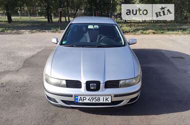 Хэтчбек SEAT Leon 2002 в Запорожье