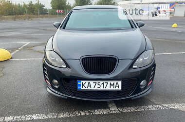 Хэтчбек SEAT Leon 2008 в Киеве