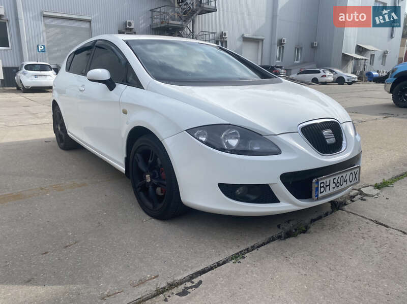 Хетчбек SEAT Leon 2008 в Одесі