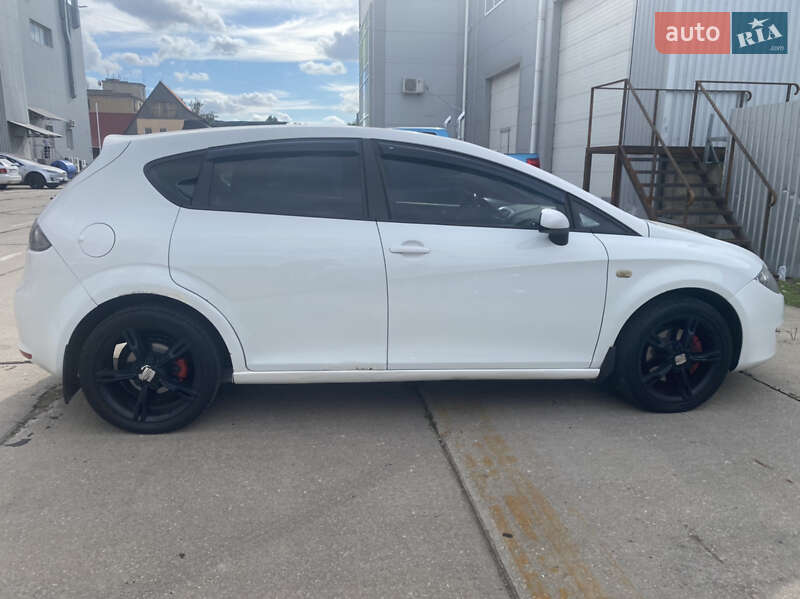 Хетчбек SEAT Leon 2008 в Одесі
